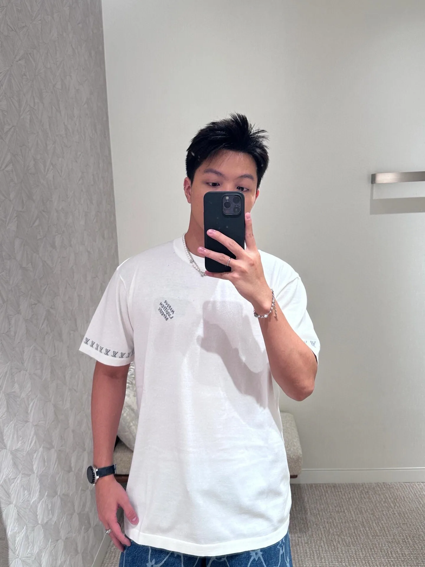 Louis Vuitton Louis Vuitton jacquard knitted short sleeves with logo on cuffs and small letters